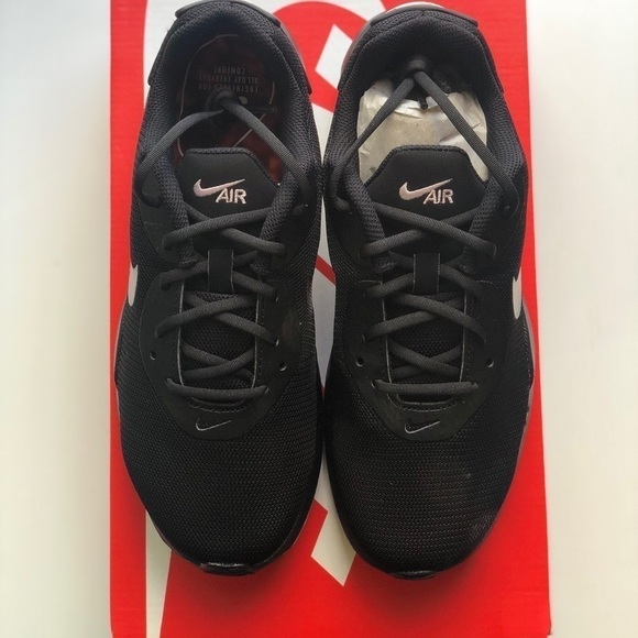 Nike Air Max Oketo Shoes Black - Picture 5 of 8